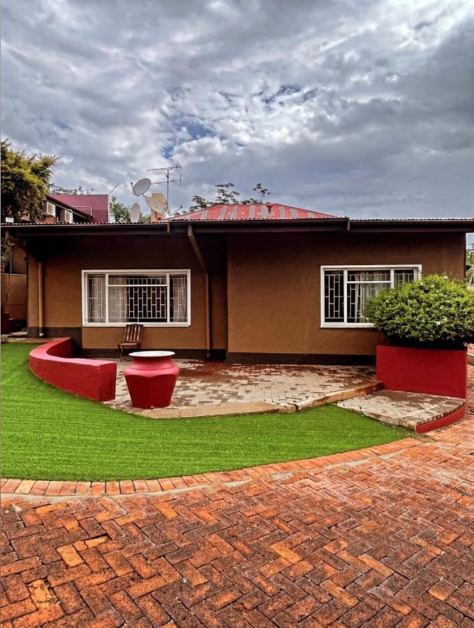 Ethithiya Boutique Guesthouse Βίντχουκ Εξωτερικό φωτογραφία