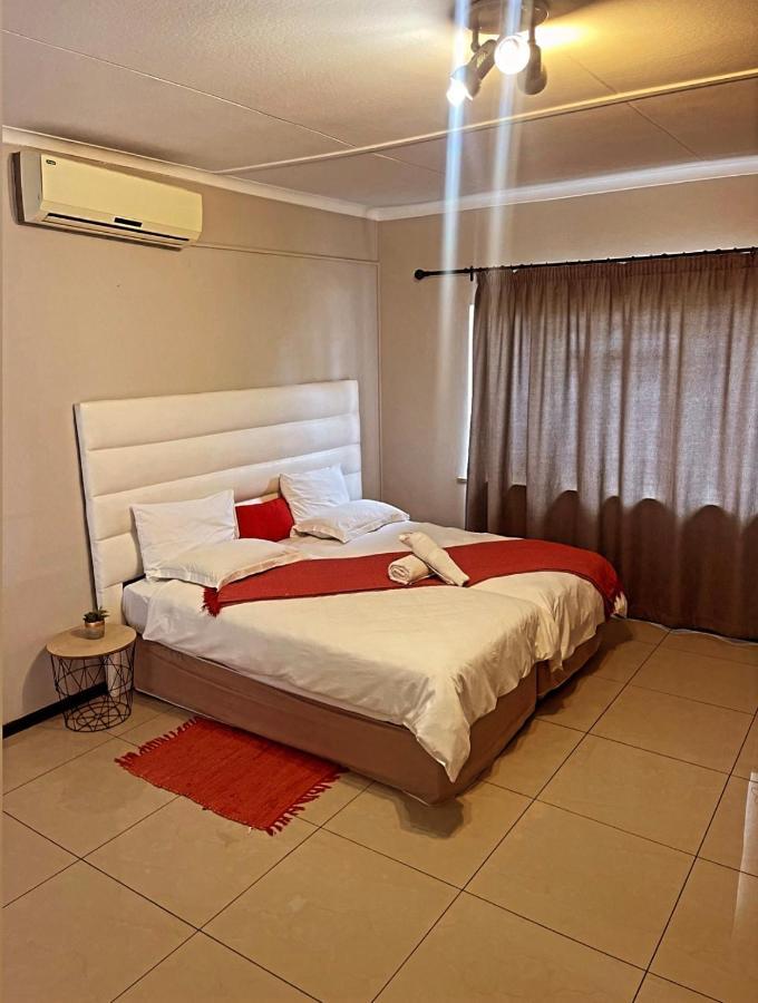 Ethithiya Boutique Guesthouse Βίντχουκ Εξωτερικό φωτογραφία