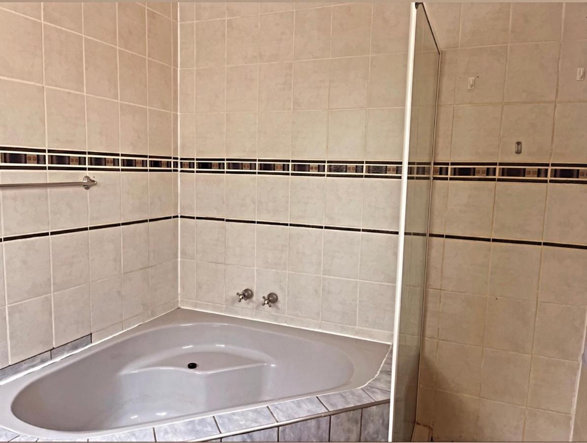 Ethithiya Boutique Guesthouse Βίντχουκ Εξωτερικό φωτογραφία