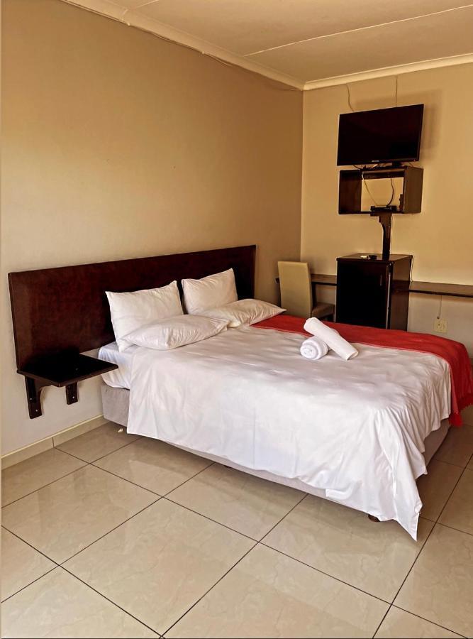 Ethithiya Boutique Guesthouse Βίντχουκ Εξωτερικό φωτογραφία