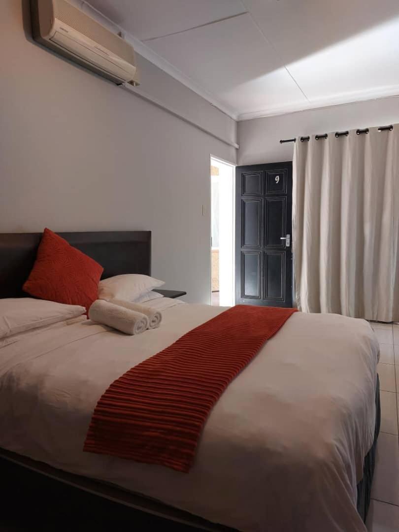 Ethithiya Boutique Guesthouse Βίντχουκ Εξωτερικό φωτογραφία